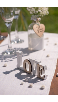 DECORATION DE TABLE LOVE - Accessoires à parsemer - Décos tables - Mariages, baptêmes, communions - Fête en Fête - Déguisements, mariages, baptêmes, articles de fête, halloween 